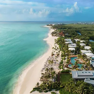 Resort Andaz Mayakoba, El Marlyn Azul